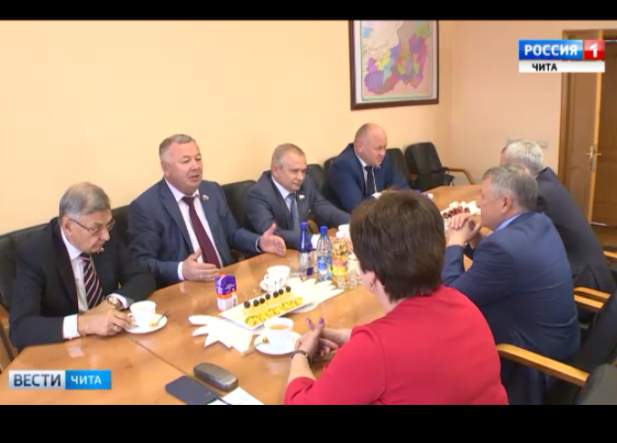 Рабочая встреча депутатов регионального парламента с членами Совета Федерации РФ